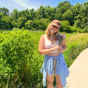 Meet your Posher, Lillian